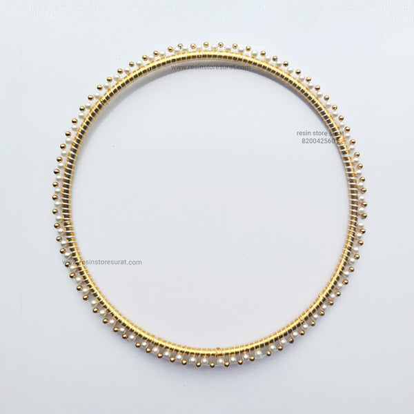 Traditional Pearl Ring - 10 Inch