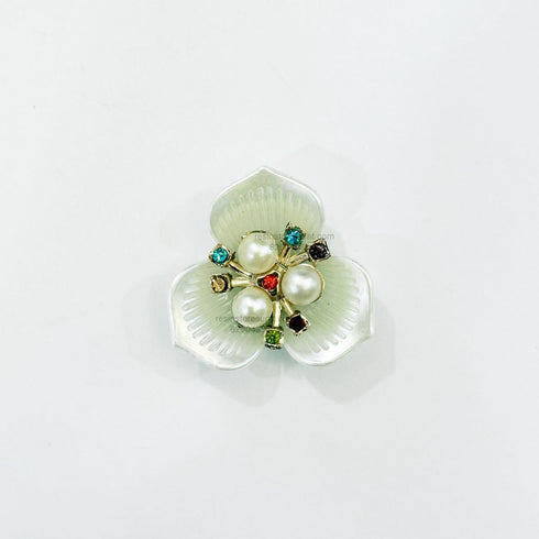 Big Three Petal Multi Pearl Flower