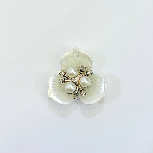 Big Three Petal Silver Pearl Flower
