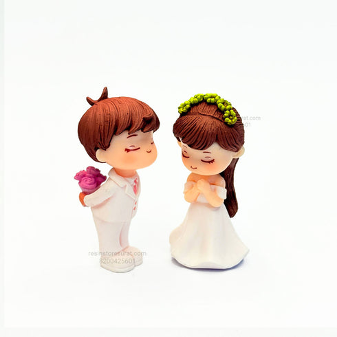 White Couple Miniature - 762B