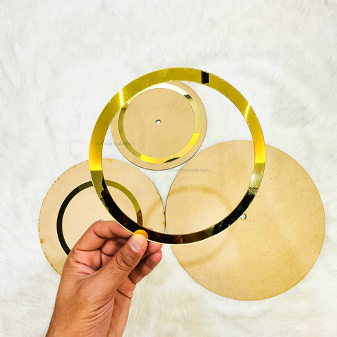 Close base MDF with Gold Acrylic Ring