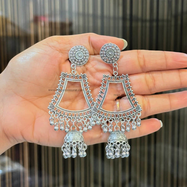 Square Design Shape With Latkan Resin Jhumka Silver