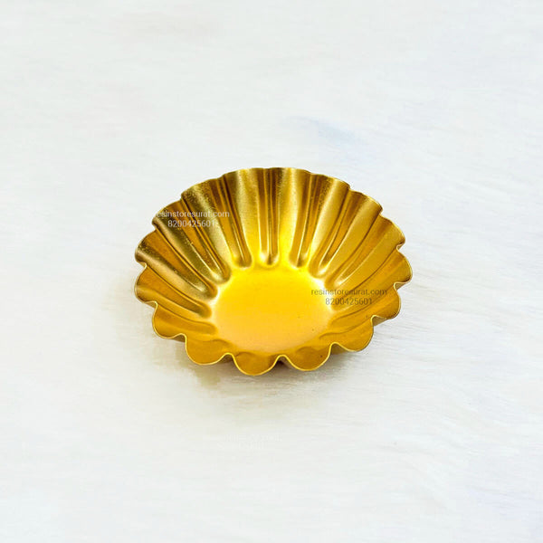 Metal Urli Bowl Candle - A