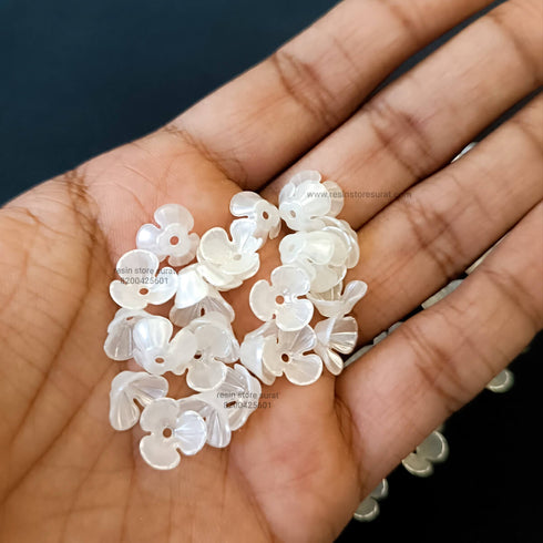 White Pearl Flower Beads