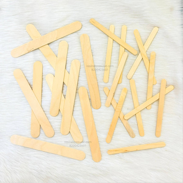 Wooden sticks to mix your resin