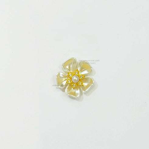 White Pearl Diamond Five Leaf flower