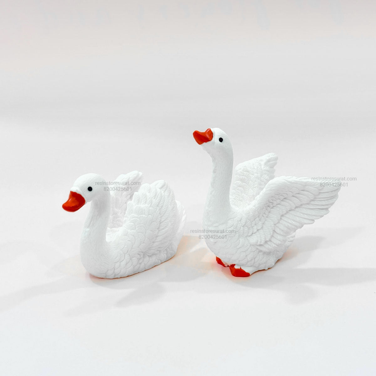 Mini Swans White Swan Miniature 2 Pcs Set - B – Resin Store Surat